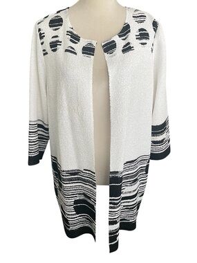 Chico’s Travelers Open-Front White Black Patterned Cardigan Sweater L Textured